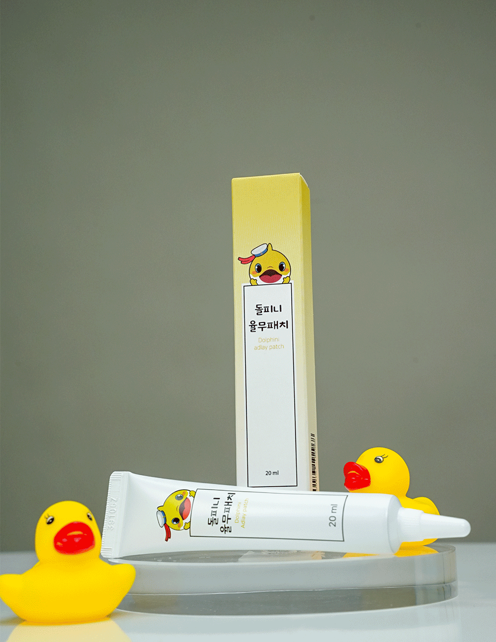 Gel Dán Dolphini Adlay Hỗ Trợ Làm Dịu Da Cho Mọi Lứa Tuổi 20ml